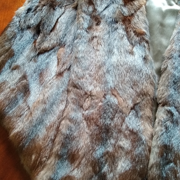 Vintage fur capelet - Picture 12 of 16